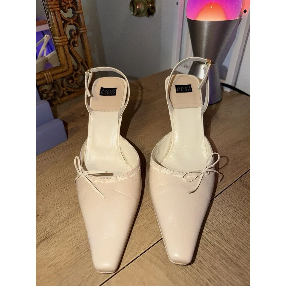 90s Anne Klein Slingback Pointed Toe With Bow Heels Ivory Sz 7.5 Italy Vintage